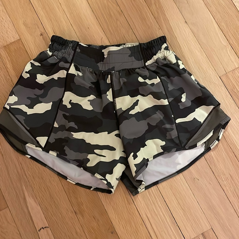 camo lululemon hotty hots